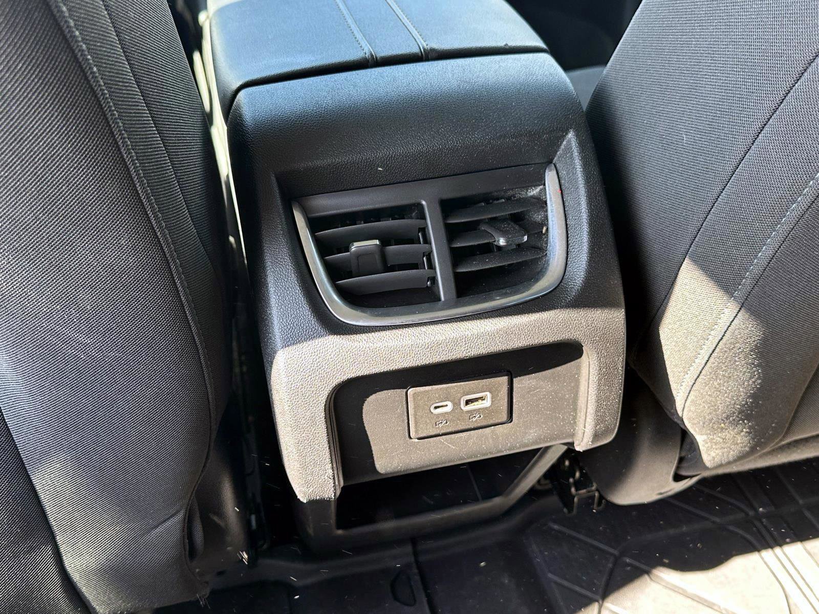 Used 2019 Chevrolet Blazer LT image 11