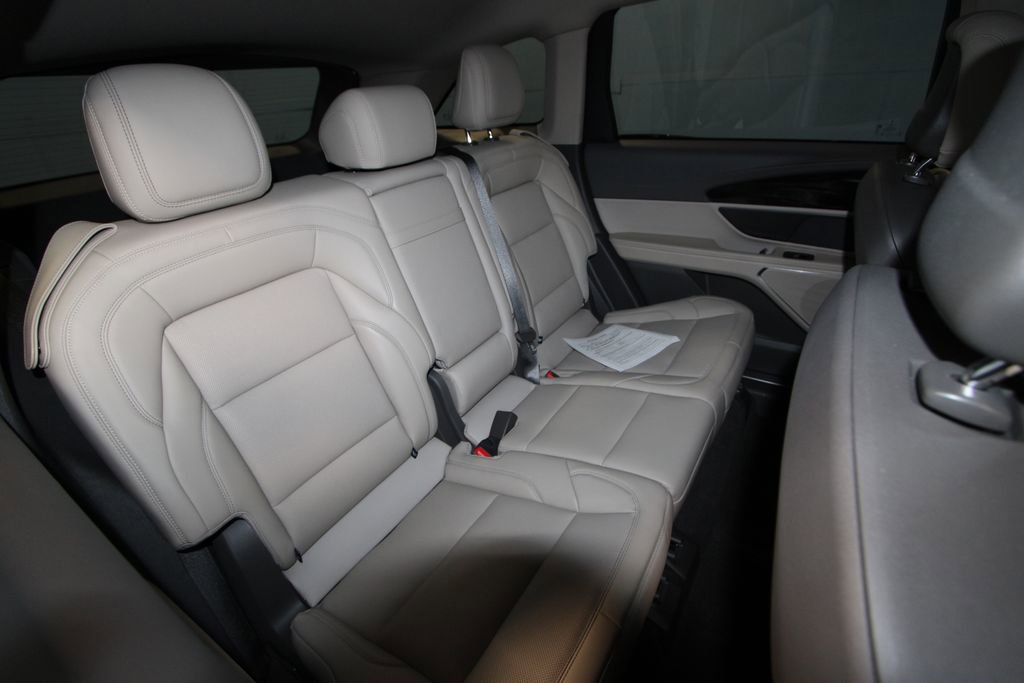 Used 2025 Lincoln Nautilus Premier image 28