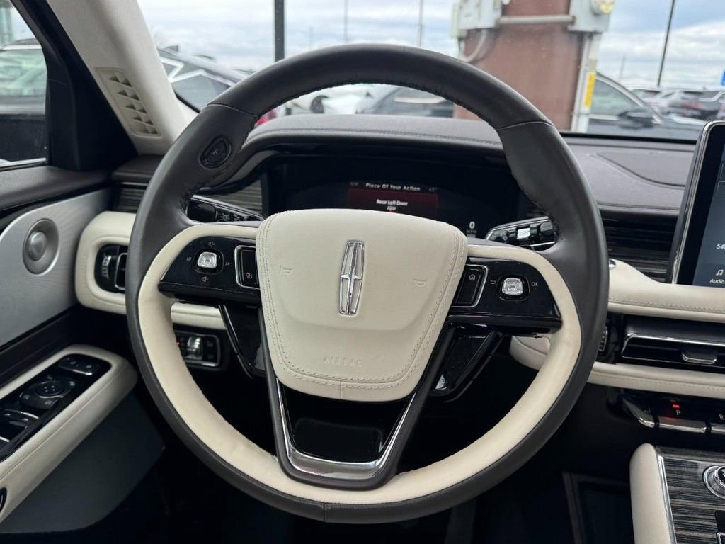 Used 2024 Lincoln Aviator Black Label w/ Dynamic Handling Package AWD/4WD image 14