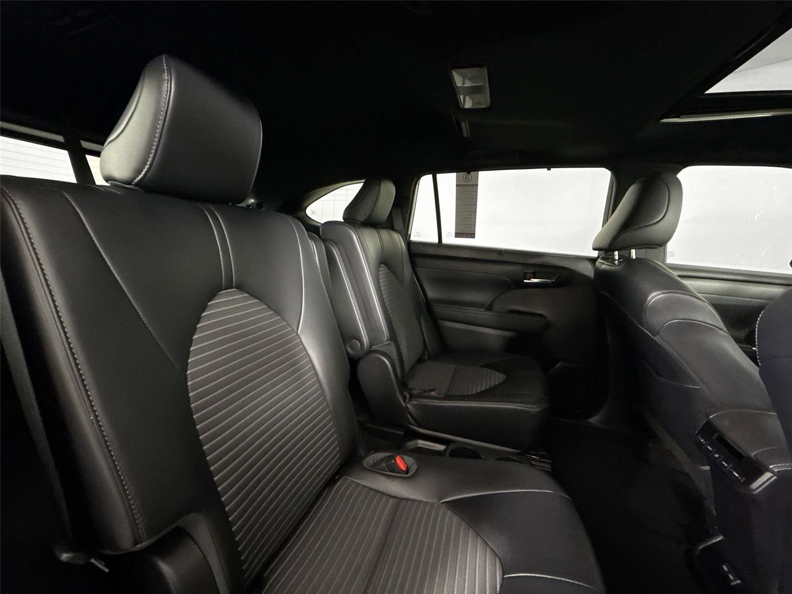 Certified 2023 Toyota Highlander XSE image 56