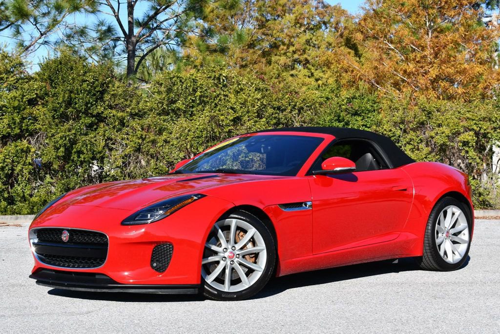 Used 2019 Jaguar F-TYPE Convertible image 23