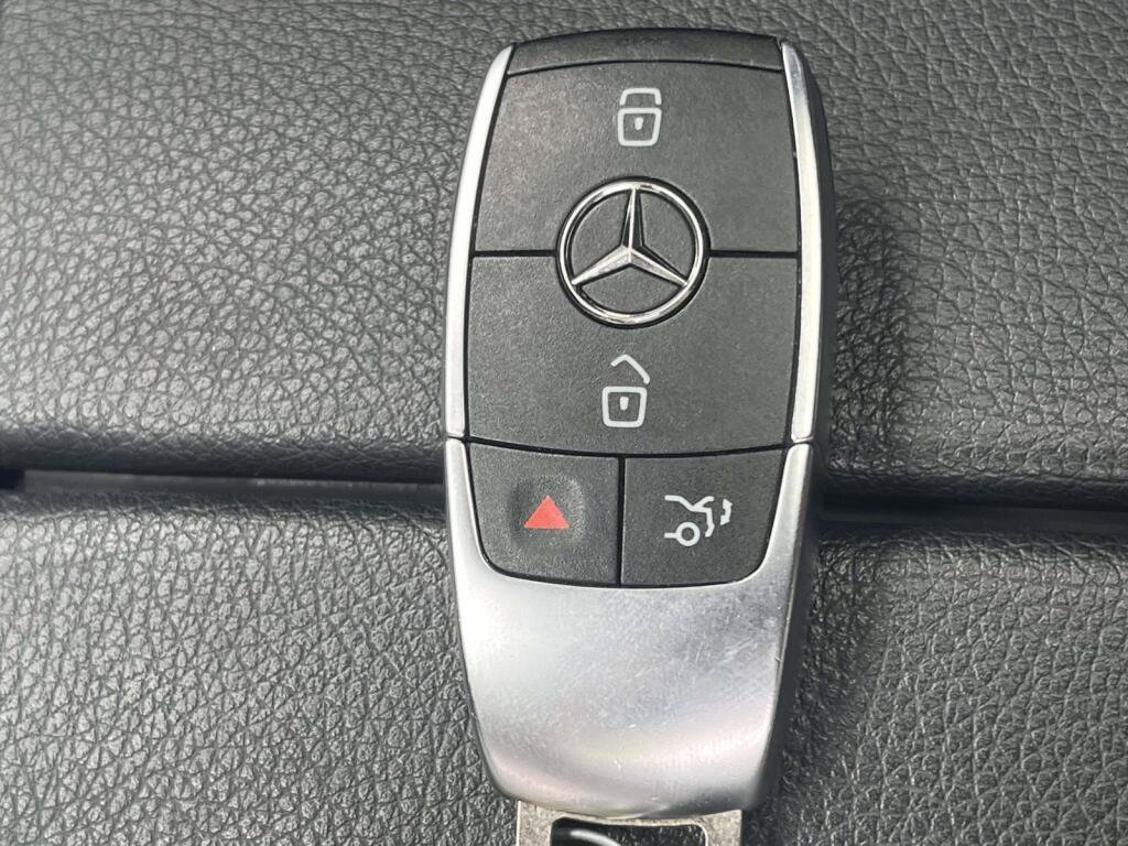 Certified 2024 Mercedes-Benz CLA 250 4MATIC image 4