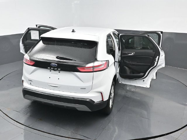 Certified 2024 Ford Edge SEL w/ Convenience Package AWD/4WD image 24