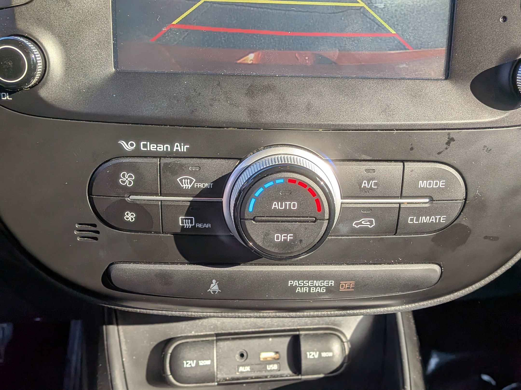 Used 2018 Kia Soul + image 29