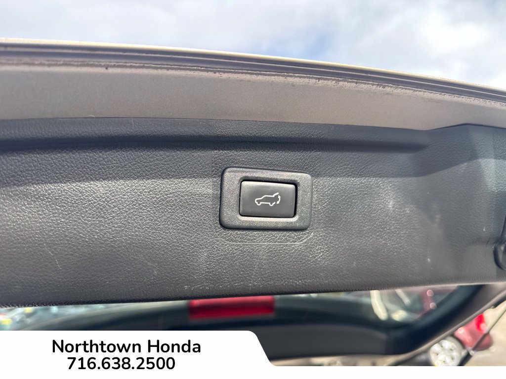 Used 2016 Subaru Outback 2.5i Limited AWD/4WD image 20