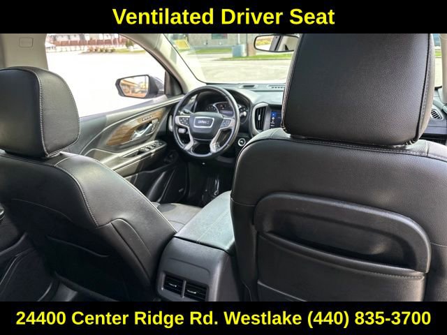 Used 2020 GMC Terrain Denali w/ Denali Premium Package AWD/4WD image 18