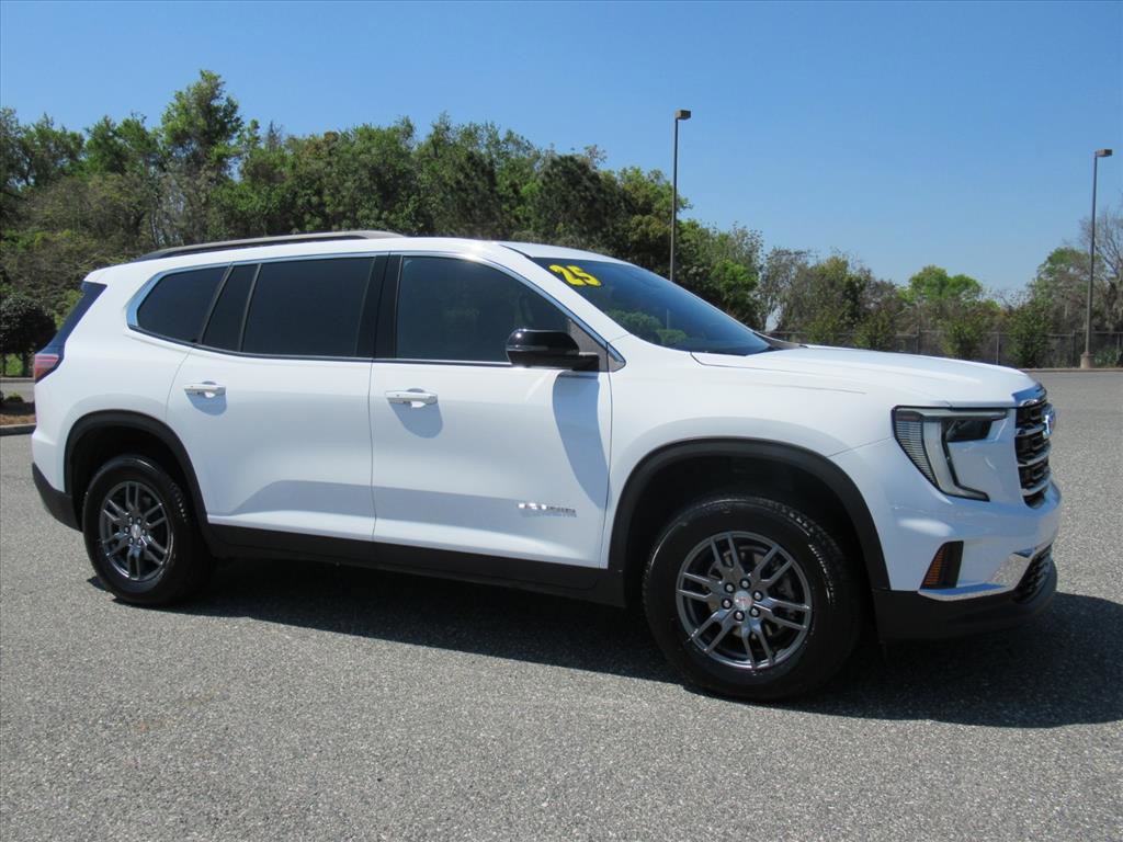 Used 2025 GMC Acadia Elevation image 2