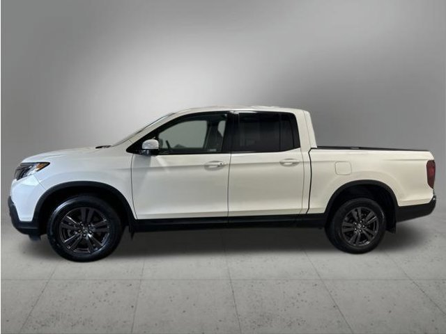 Used 2019 Honda Ridgeline Sport image 2