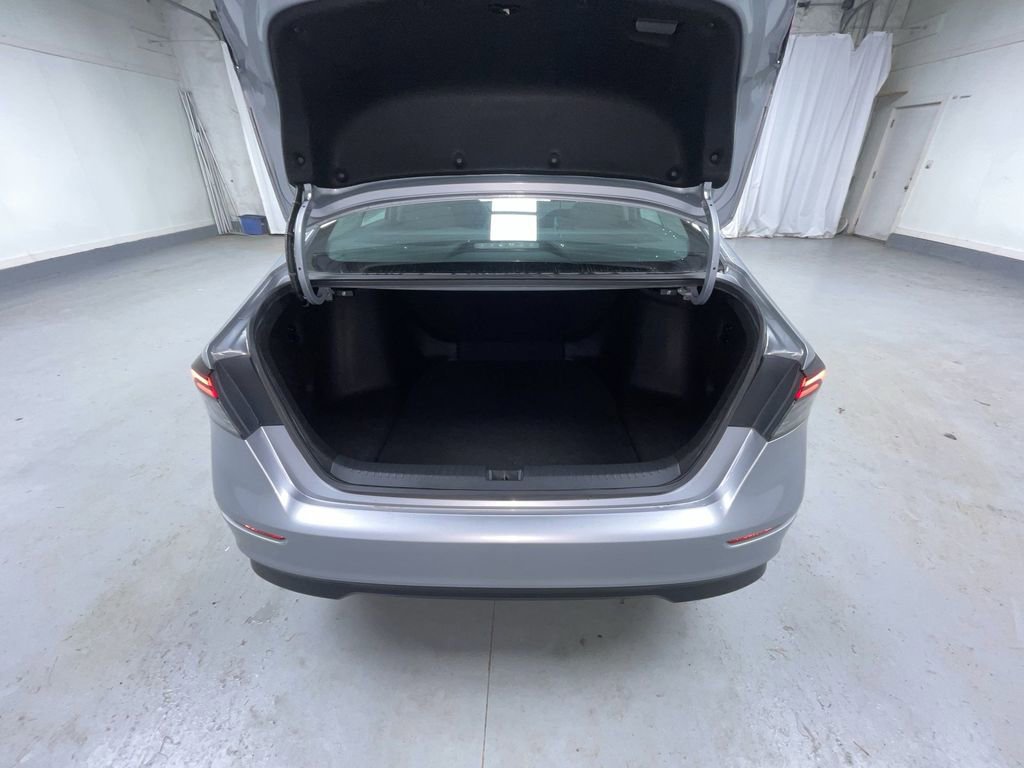 Certified 2024 Honda Accord EX image 16