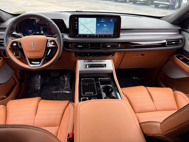 New 2026 Lincoln Aviator Black Label w/ Jet Appearance Package AWD/4WD image 16