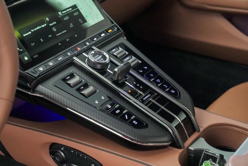 New 2026 Aston Martin V8 Vantage S image 8