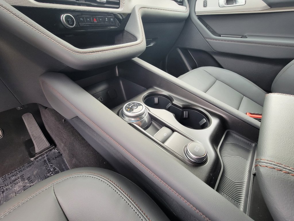 New 2026 Ford Explorer Active image 28