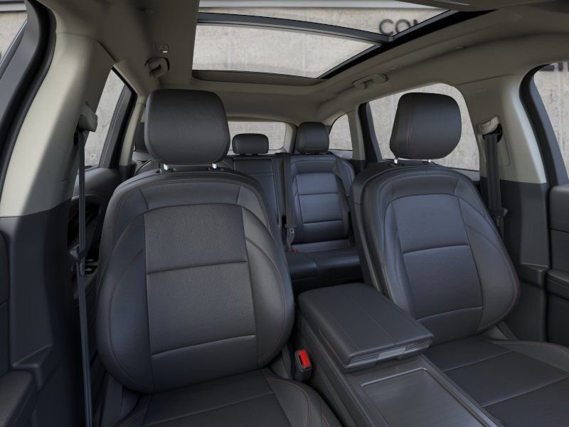 New 2026 Lincoln Nautilus Premier AWD/4WD image 10