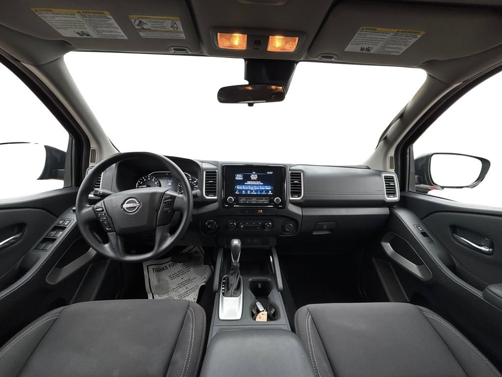 Used 2022 Nissan Frontier SV image 17