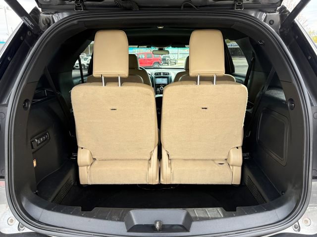 Used 2017 Ford Explorer Limited w/ Equipment Group 301A image 25