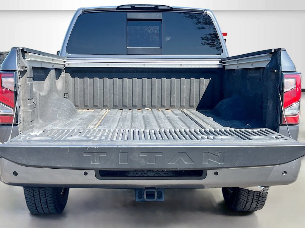 Used 2020 Nissan Titan SL w/ Moonroof Package RWD image 28
