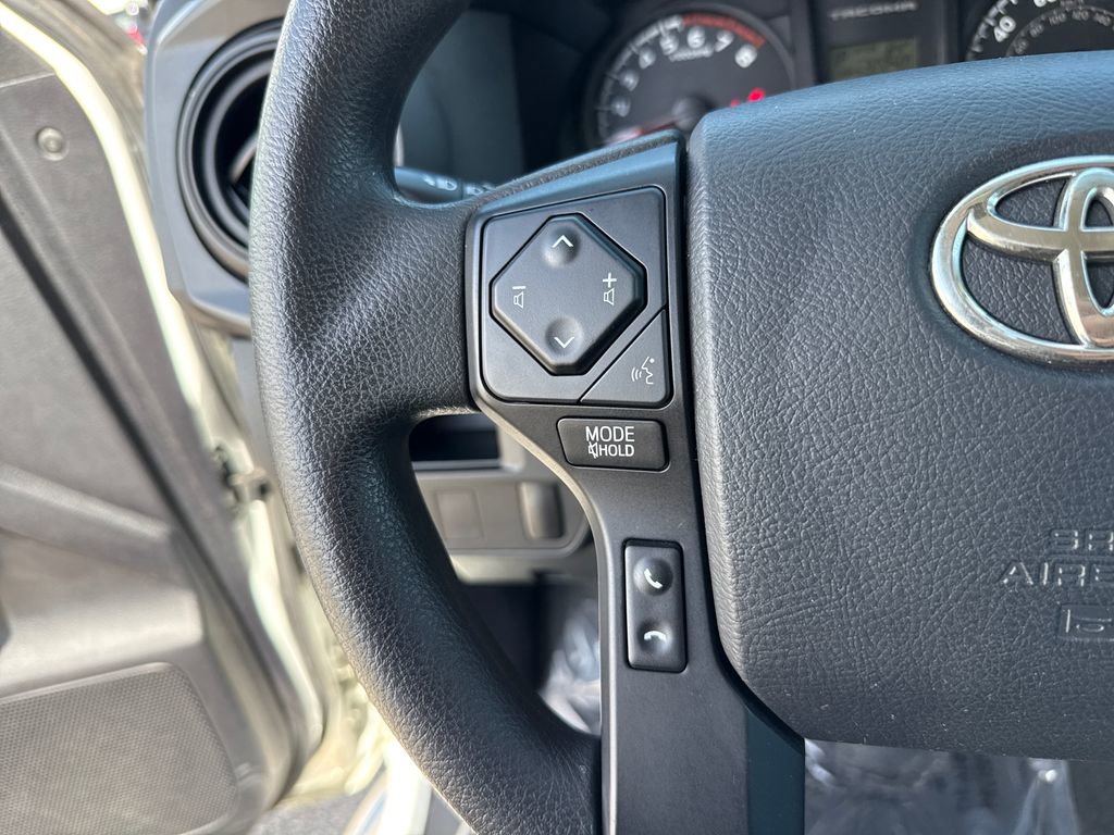 Used 2017 Toyota Tacoma SR RWD image 15