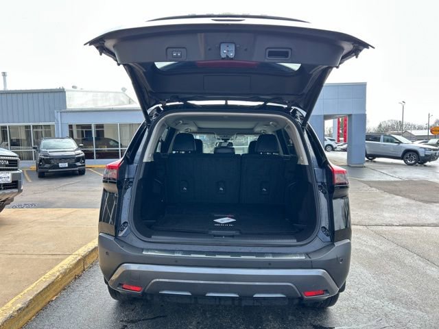 Used 2023 Nissan Rogue SL AWD/4WD image 10