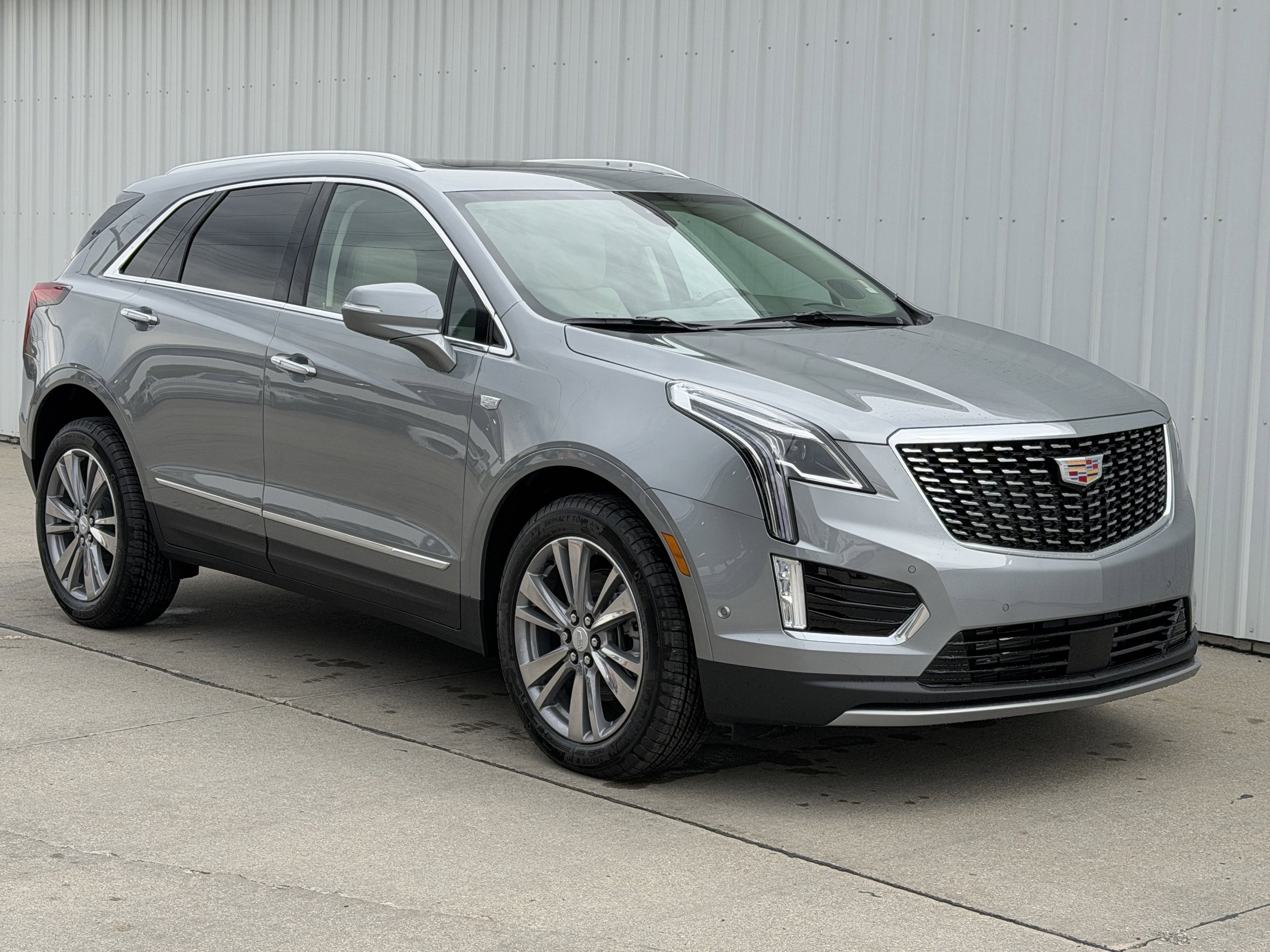 New 2026 Cadillac XT5 Premium Luxury w/ Driver Assist Package AWD/4WD image 2