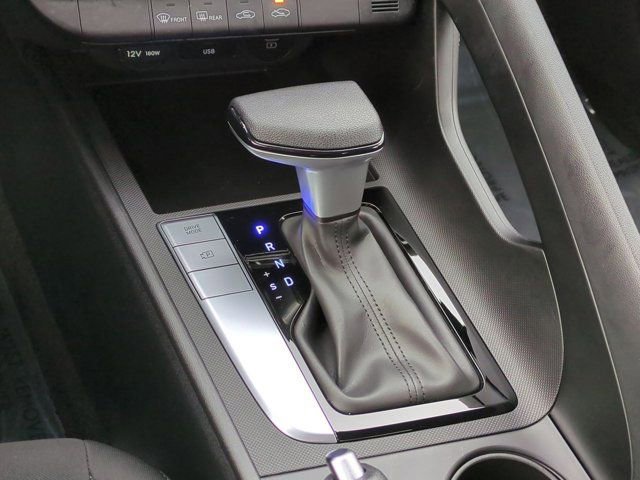 Used 2024 Hyundai Elantra SEL image 14