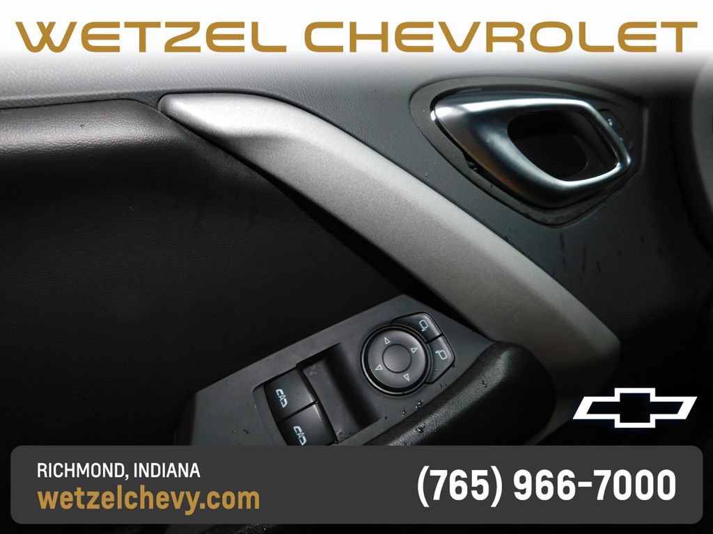 Used 2023 Chevrolet Camaro LT RWD image 21