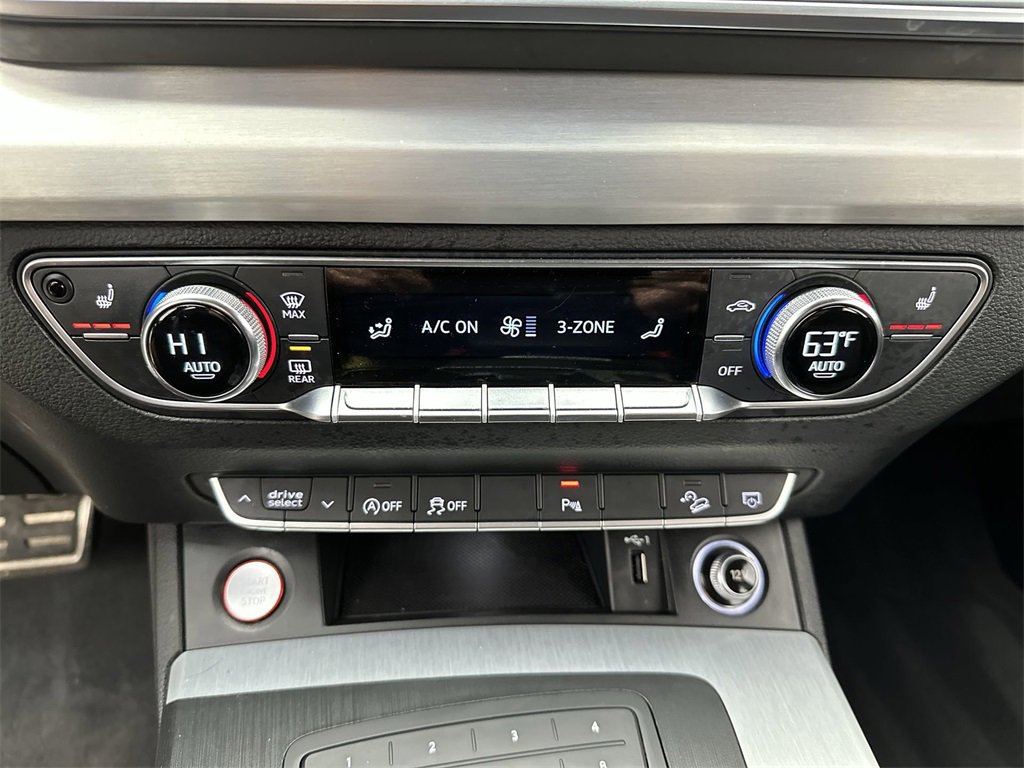 Used 2020 Audi SQ5 Premium w/ Convenience Package image 18