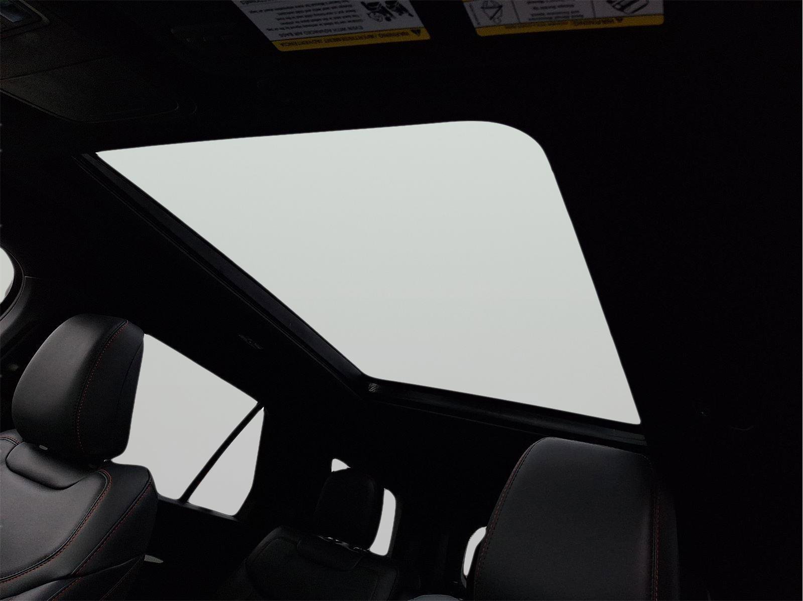 New 2026 Ford Explorer ST-Line w/ ST-Line Street Pack image 11