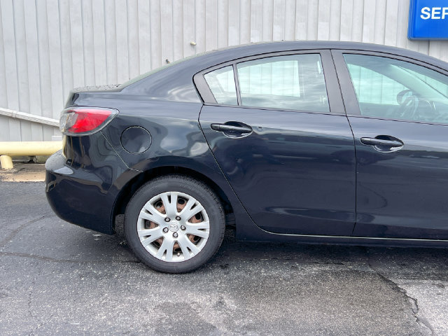 Used 2013 MAZDA MAZDA3 i SV w/ Convenience Pkg FWD image 22