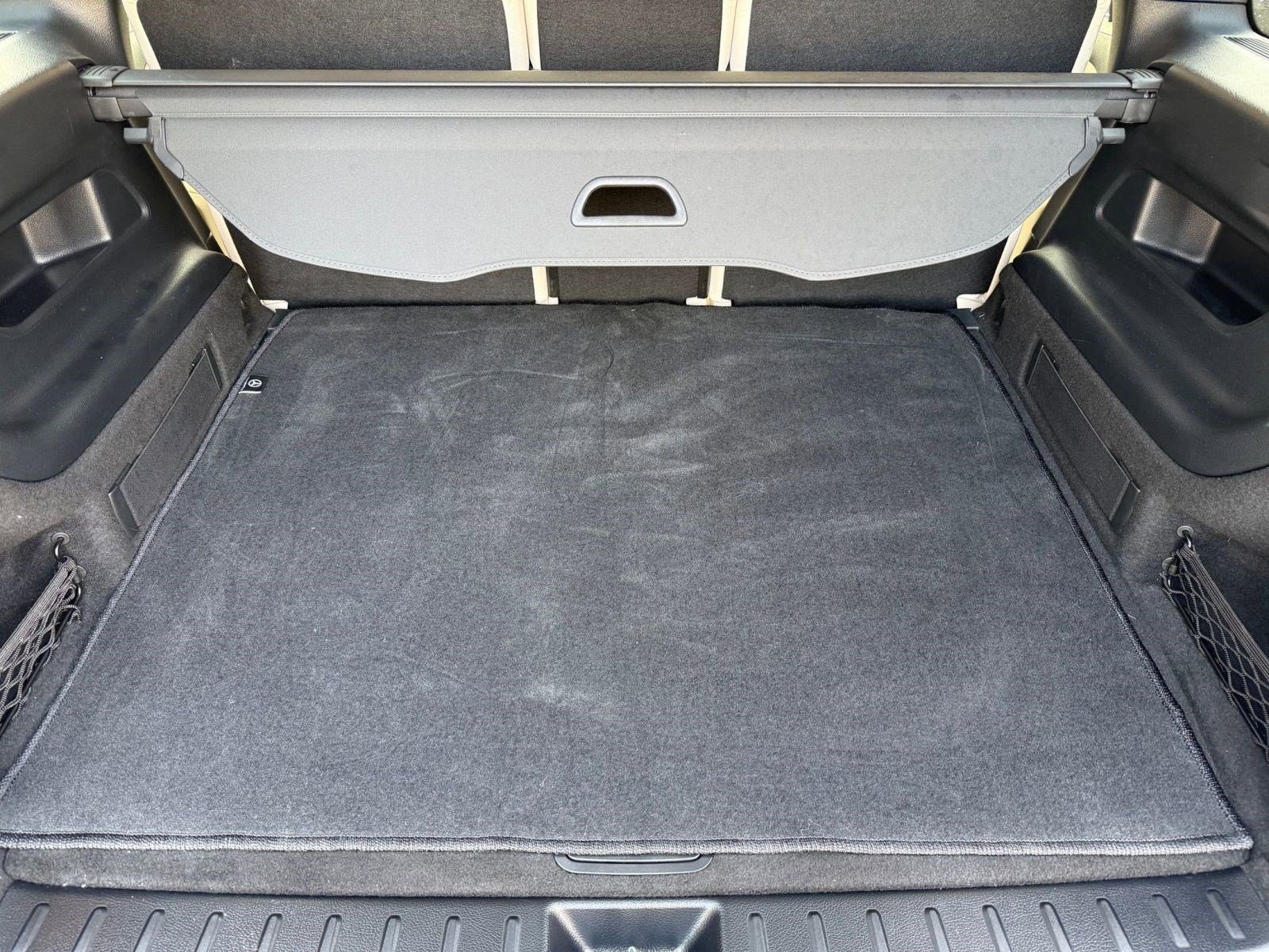 Used 2022 Mercedes-Benz GLB 250 w/ Premium Package Lite image 20