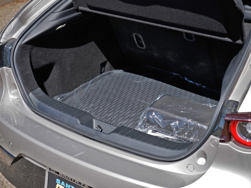 New 2026 MAZDA MAZDA3 Hatchback w/Premium Plus Pkg AWD/4WD image 13