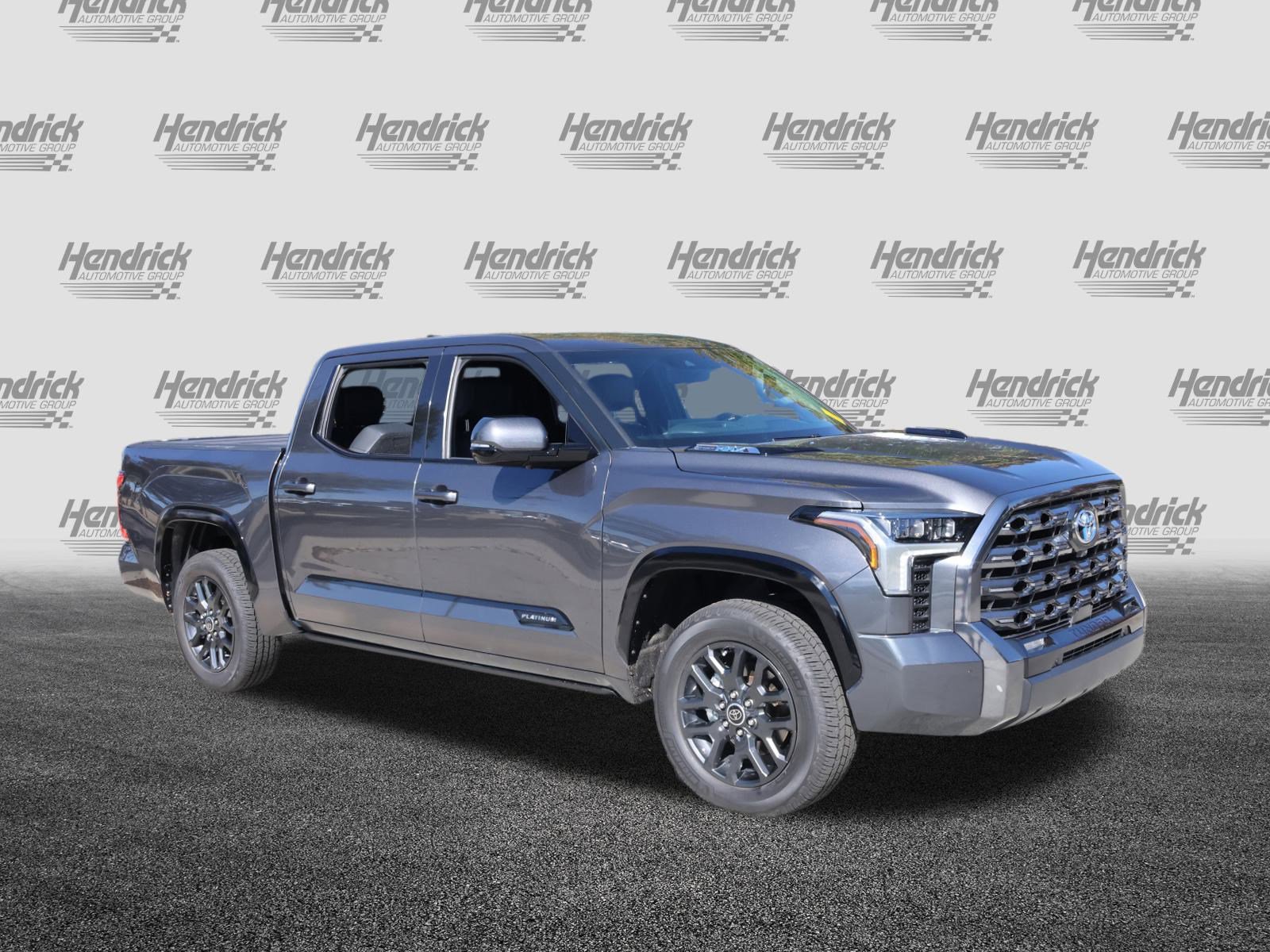 Used 2023 Toyota Tundra Platinum image 2