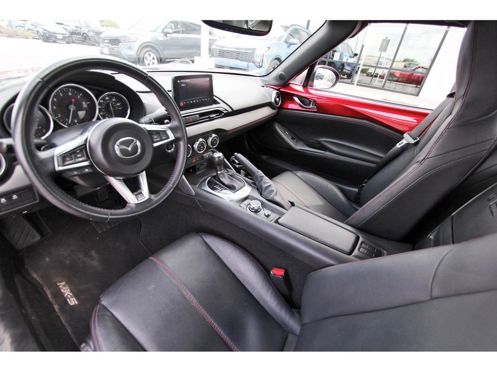 Used 2019 MAZDA MX-5 Miata RF Grand Touring RWD image 31