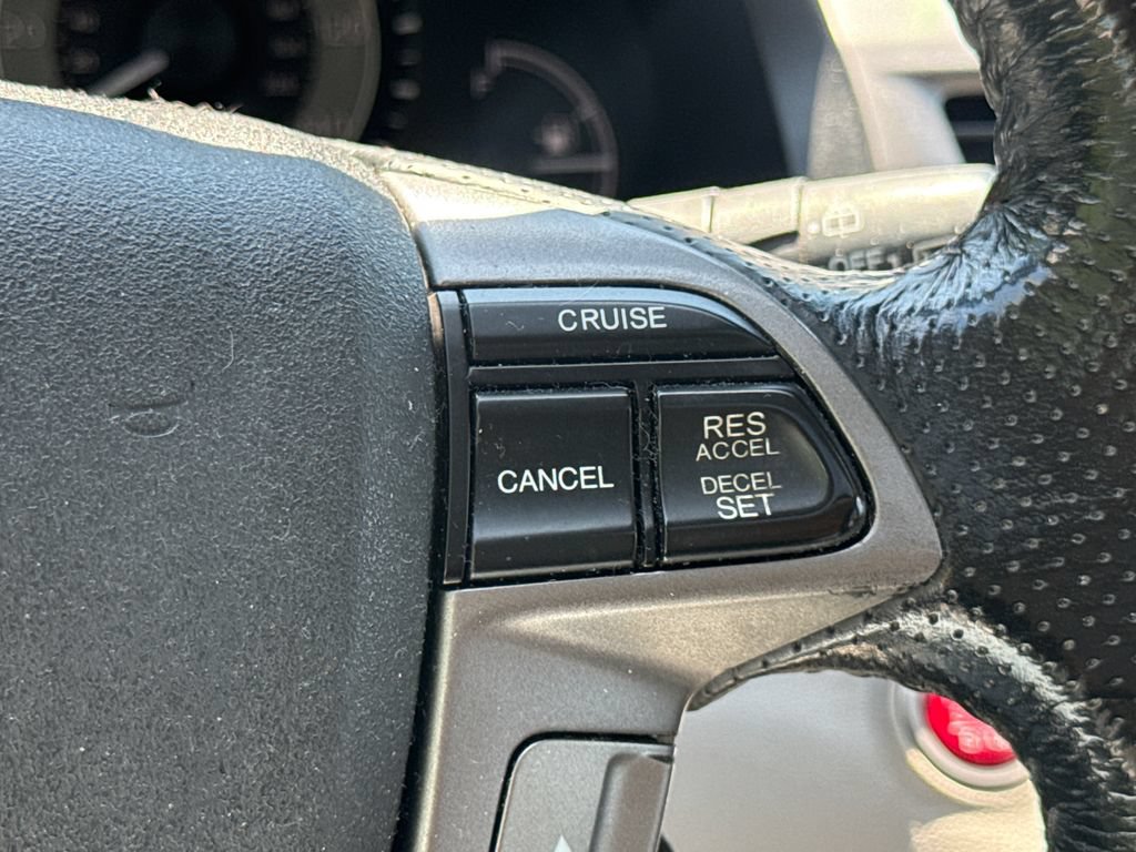 Used 2014 Honda Odyssey Touring Elite image 28