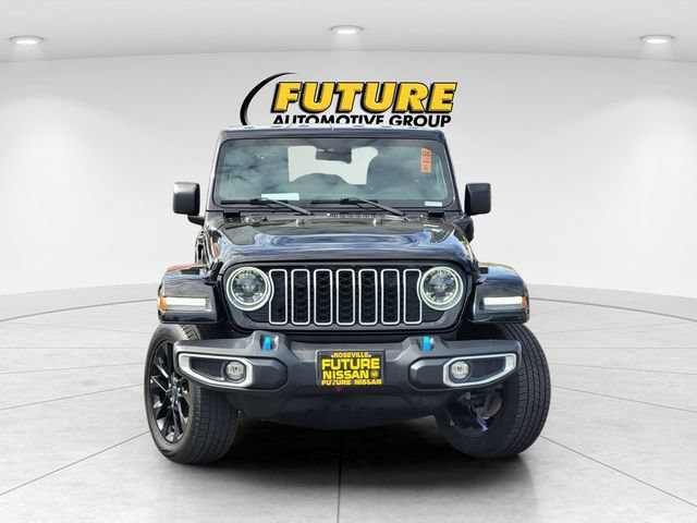 Used 2024 Jeep Wrangler Unlimited Sahara AWD/4WD image 2