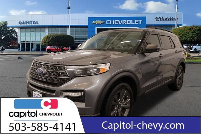 Used 2021 Ford Explorer XLT w/ Equipment Group 202A AWD/4WD image 7