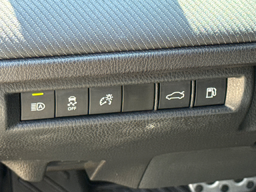 Used 2025 Toyota Camry SE w/ Multimedia Upgrade Package FWD image 22