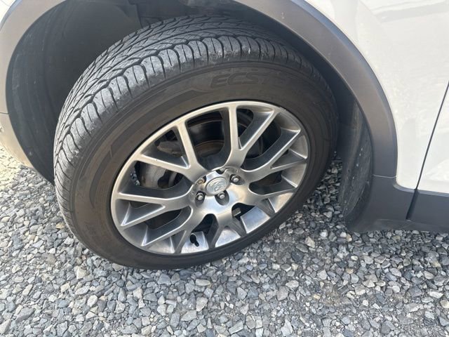 Used 2018 Buick Encore Sport Touring image 7