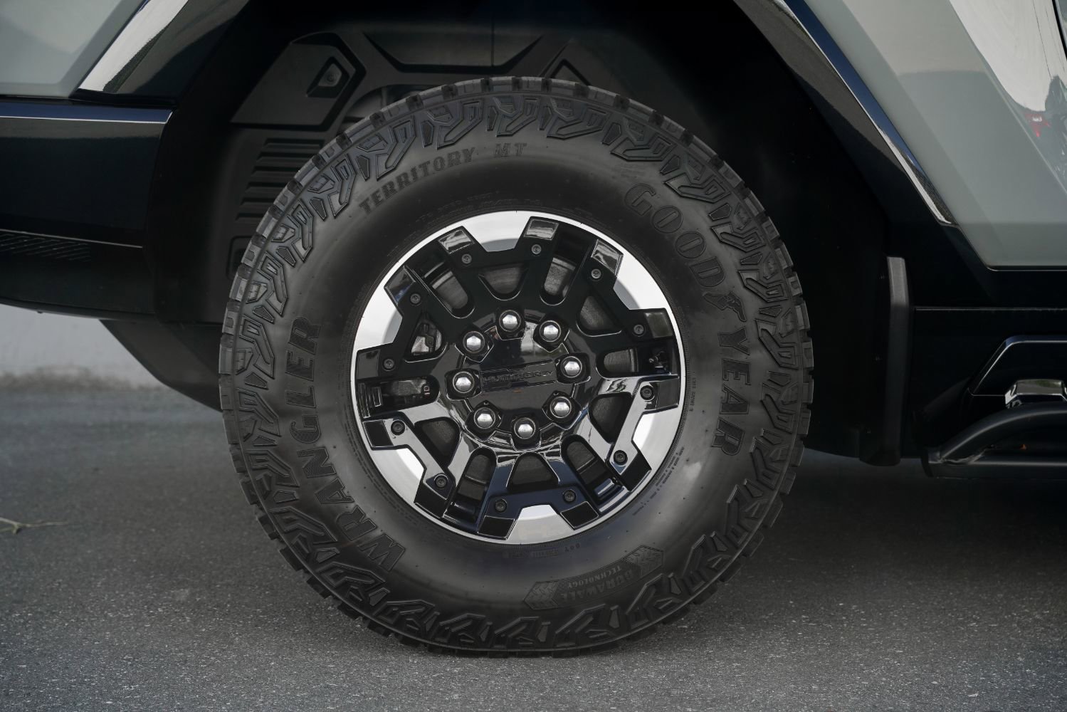 Used 2024 GMC Hummer EV 3X w/ Extreme Off-Road Package image 20