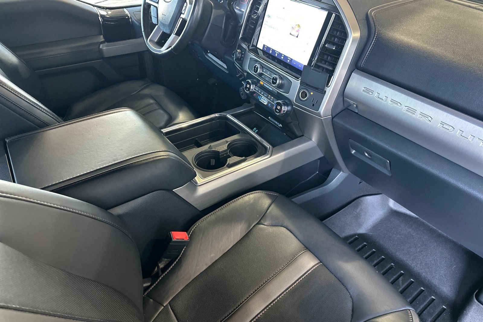 Used 2022 Ford F450 Platinum w/ FX4 Off-Road Package AWD/4WD image 14