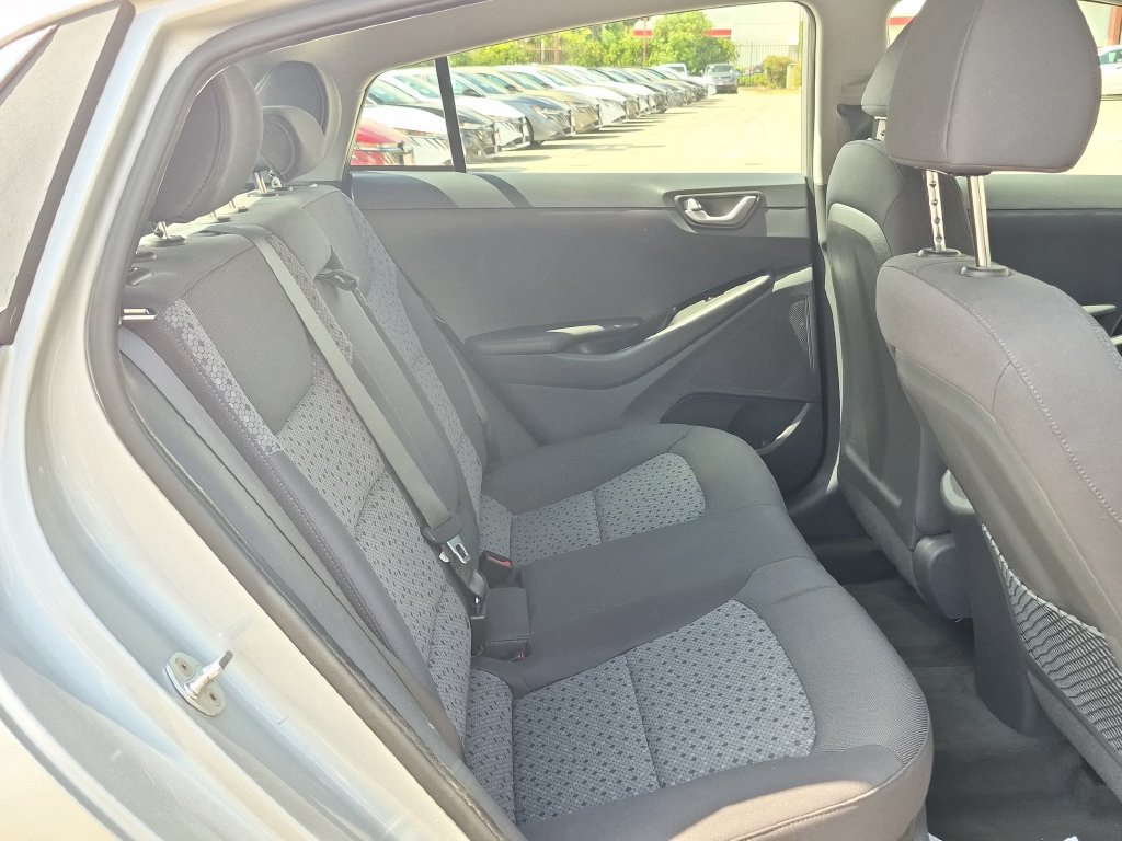 Used 2017 Hyundai Ioniq SEL FWD image 30