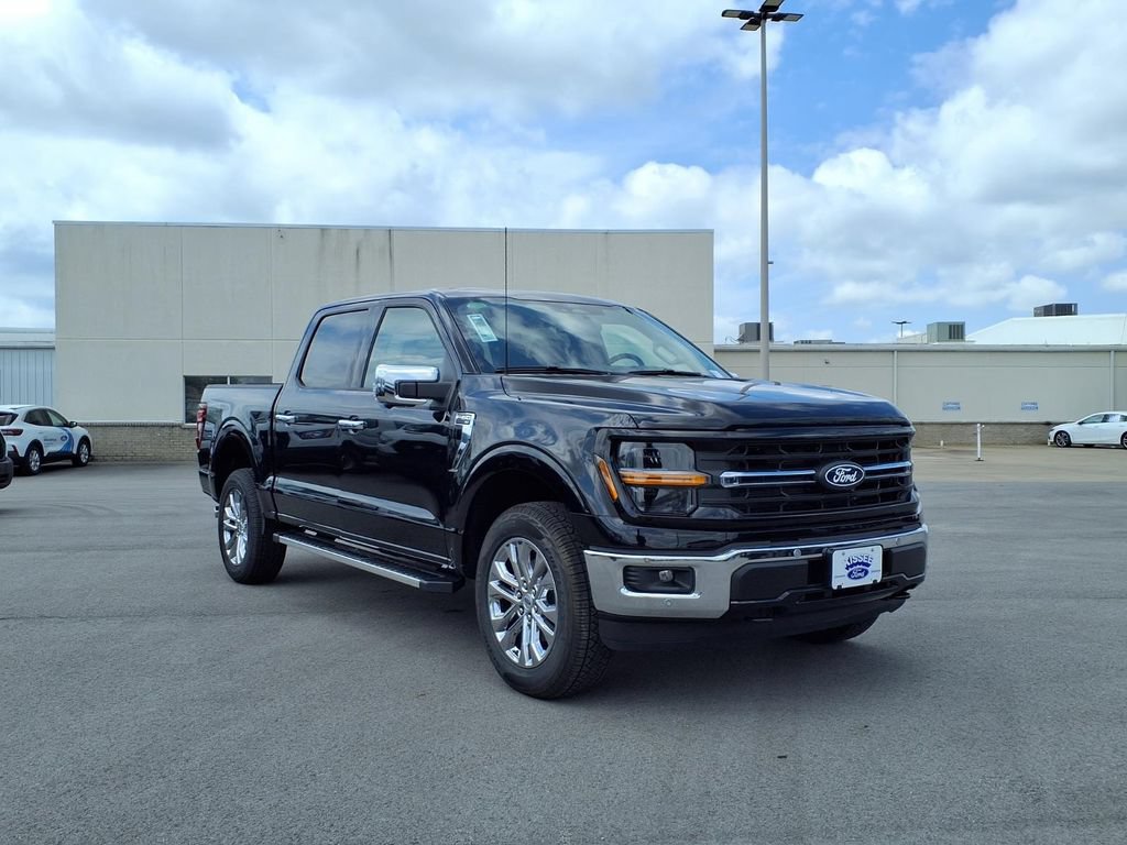 New 2026 Ford F150 XLT w/ Equipment Group 302A MID AWD/4WD image 1