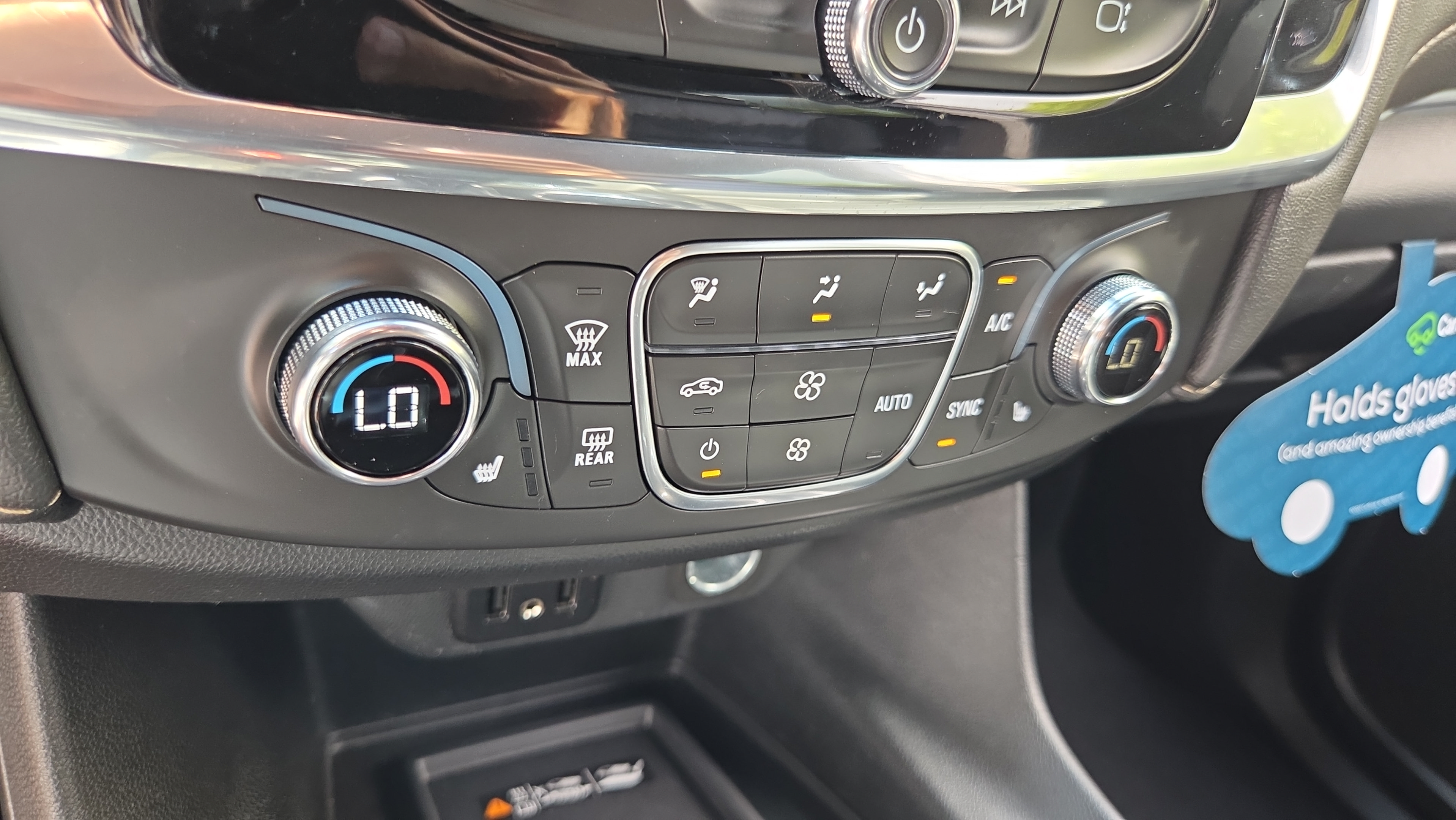 Certified 2023 Chevrolet Traverse LT FWD image 20