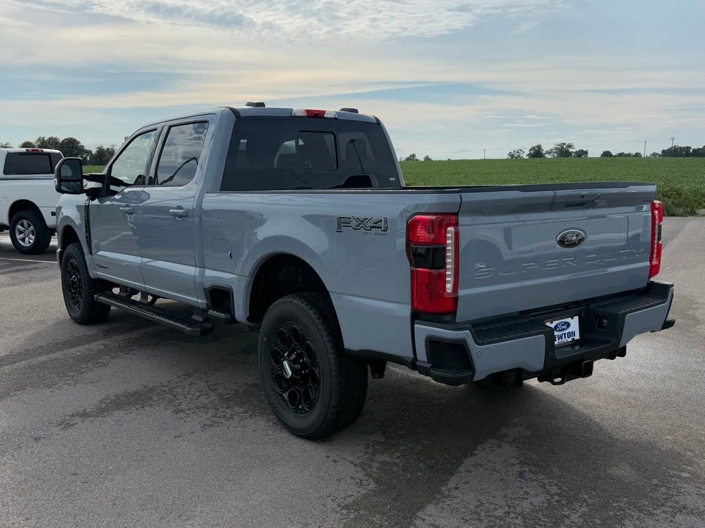 New 2026 Ford F250 Lariat w/ Black Appearance Package image 39