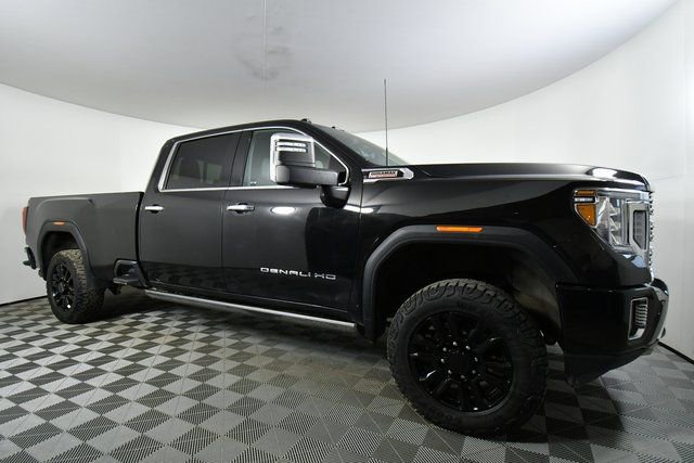 Used 2021 GMC Sierra 3500 Denali w/ Denali Black Diamond Edition image 9
