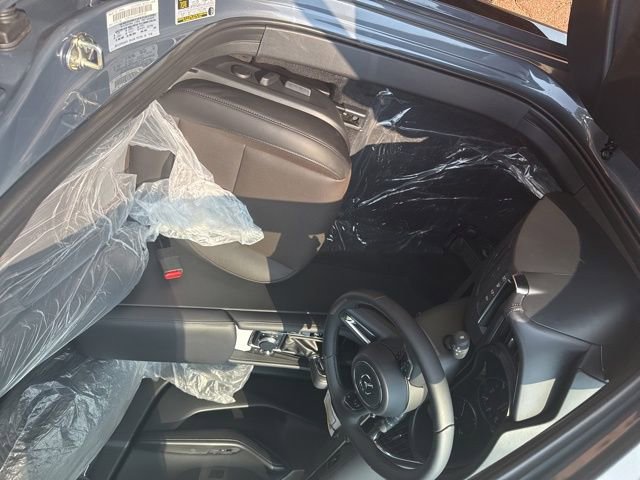 New 2025 MAZDA MAZDA3 Hatchback w/ Appearance Package image 15