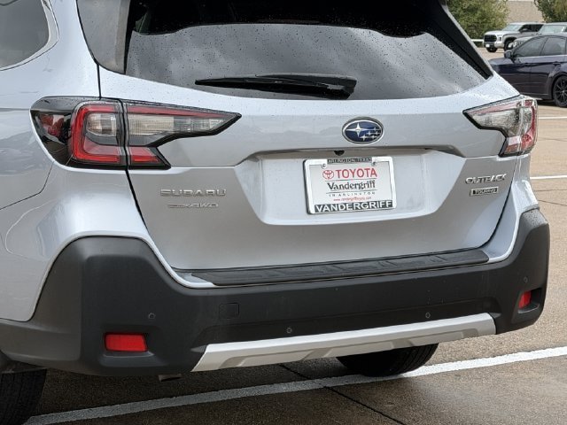 Used 2024 Subaru Outback Touring AWD/4WD image 6