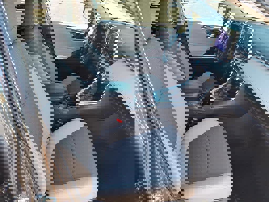 Used 2024 Toyota RAV4 XLE image 17