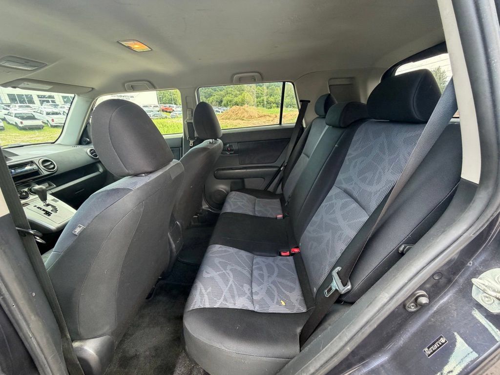 Used 2012 Scion xB FWD image 7