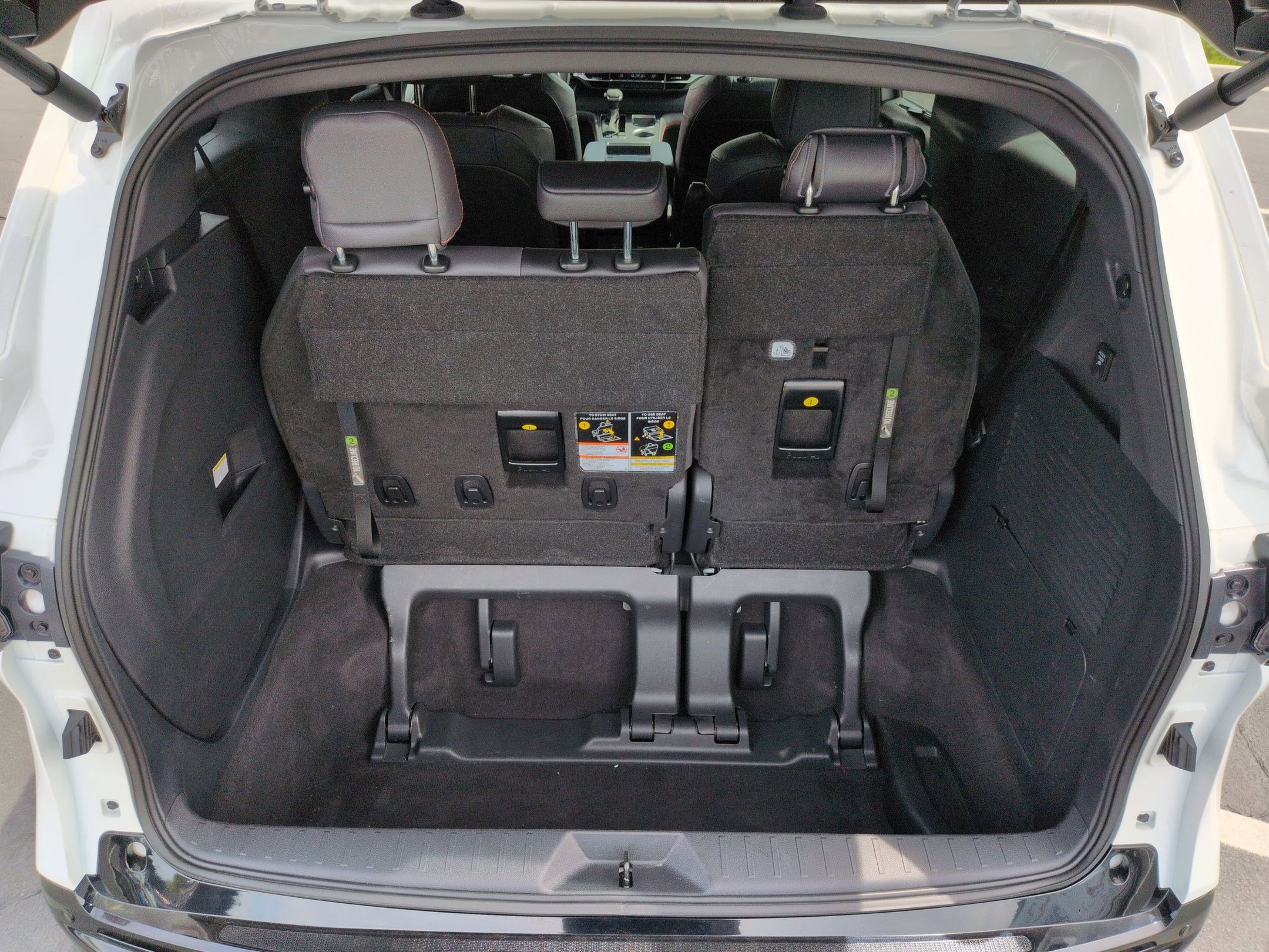 Used 2024 Toyota Sienna XSE w/ XSE Plus Package image 34