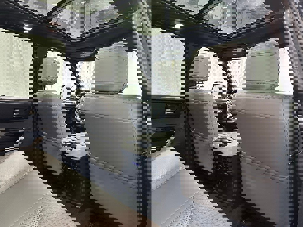 Used 2025 Toyota Sequoia Limited image 59